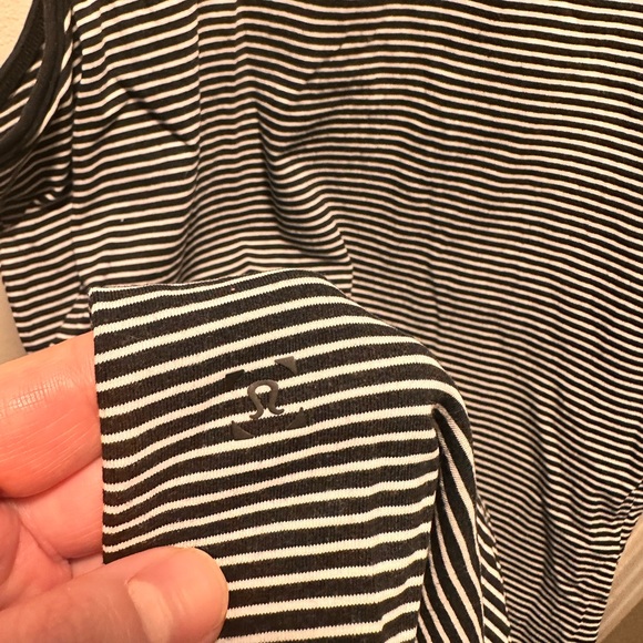 2 lululemon tanks, purple, black - Picture 6 of 6